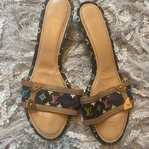 Louis Vuitton slip on’s - size 7